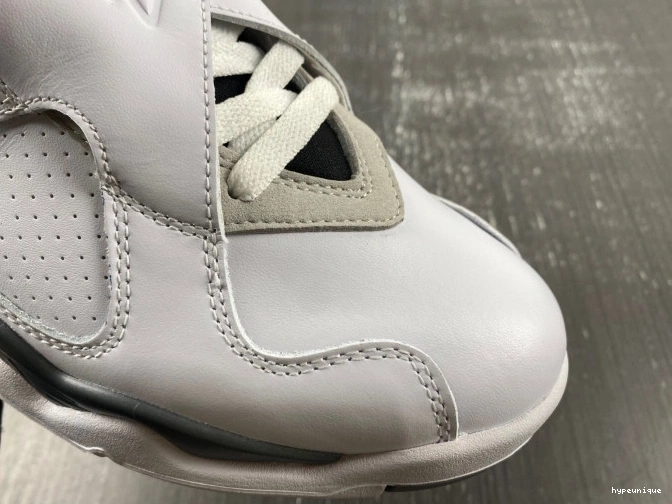 HYPE (2013) Bugs 305381-103 Bunny 8 Jordan Retro Air 0704